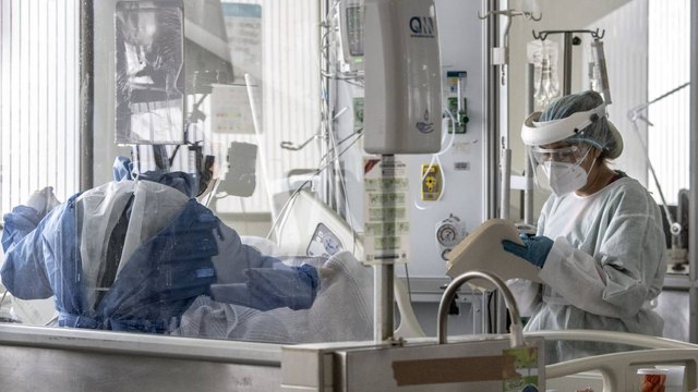 Distrito reconoce que en UCI para covid permanecen 143 pacientes de otras dolencias