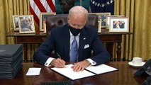 Biden firma decretos incluyendo orden de retorno de EEUU al acuerdo del clima de París y OMS