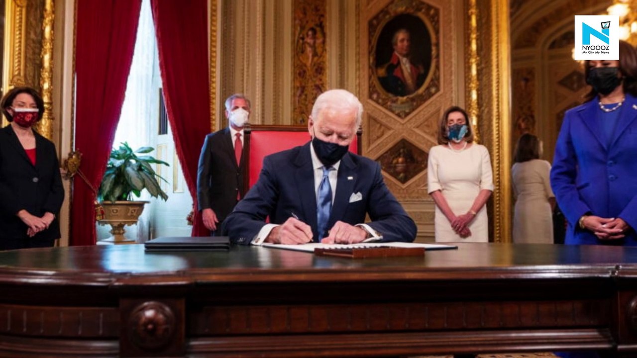 "No time to waste", First tweets of POTUS and the Vice President of Unites States