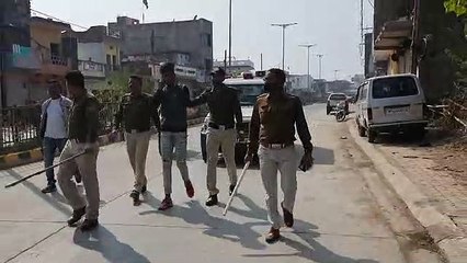 मनचले का पुलिस ने निकाला जुलूस