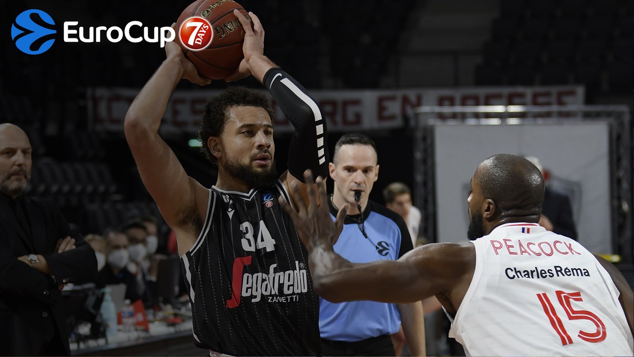 Vince Hunter dominated for Virtus Segafredo Bologna vs. JL Bourg en Bresse