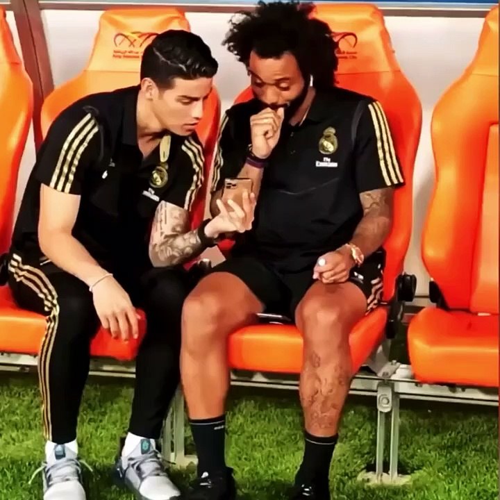 James & Marcelo Laugh at Jesse Lingard