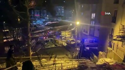 İstanbul’da feci kaza: Otomobil aşağıya uçtu