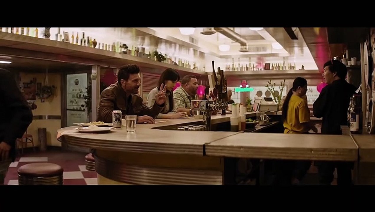 BOSS LEVEL - Trailer (2021)