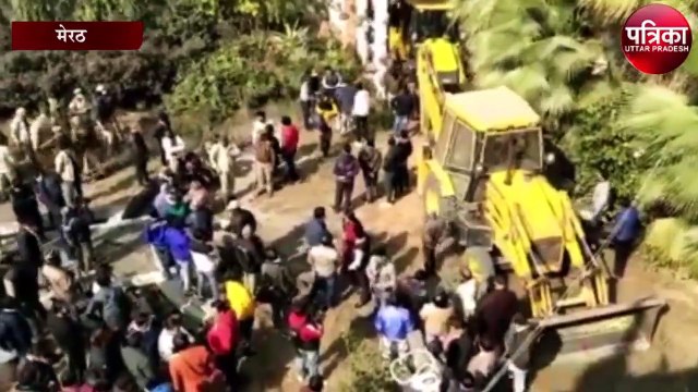 2.5 लाख के इनामी कुख्यात बदन सिंह के आलीशान कोठी पर चली जेसीबी