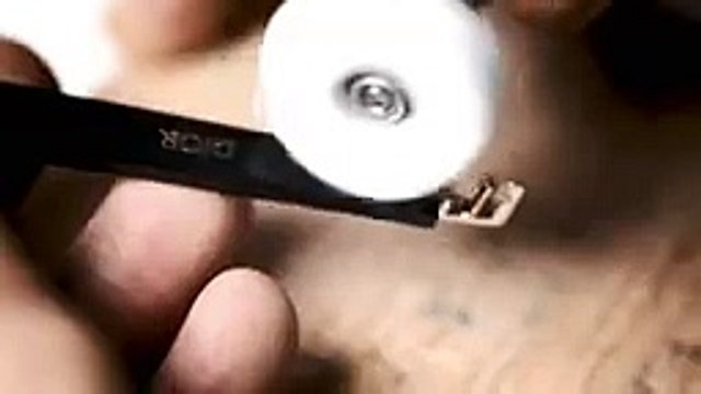 Dior تقدم المهارة الحرفيّة وراء النظارات الشمسية