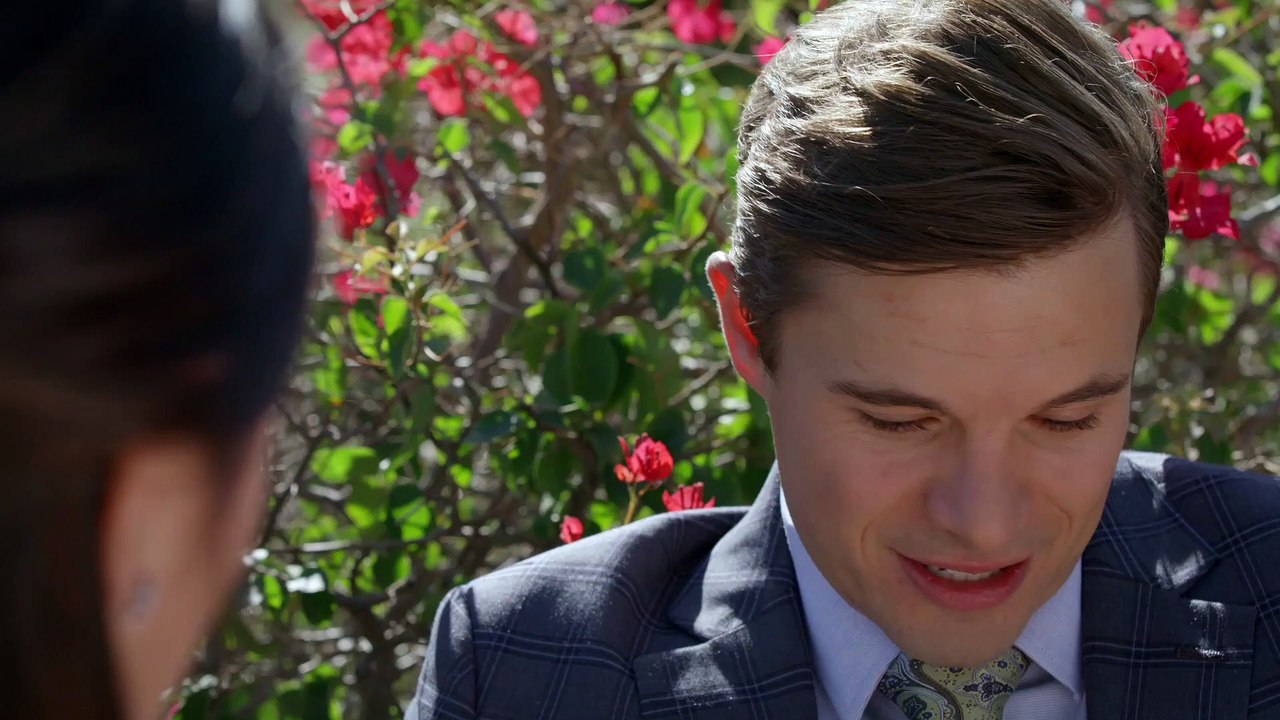 THE WRONG PRINCE CHARMING Trailer (2021) video Dailymotion