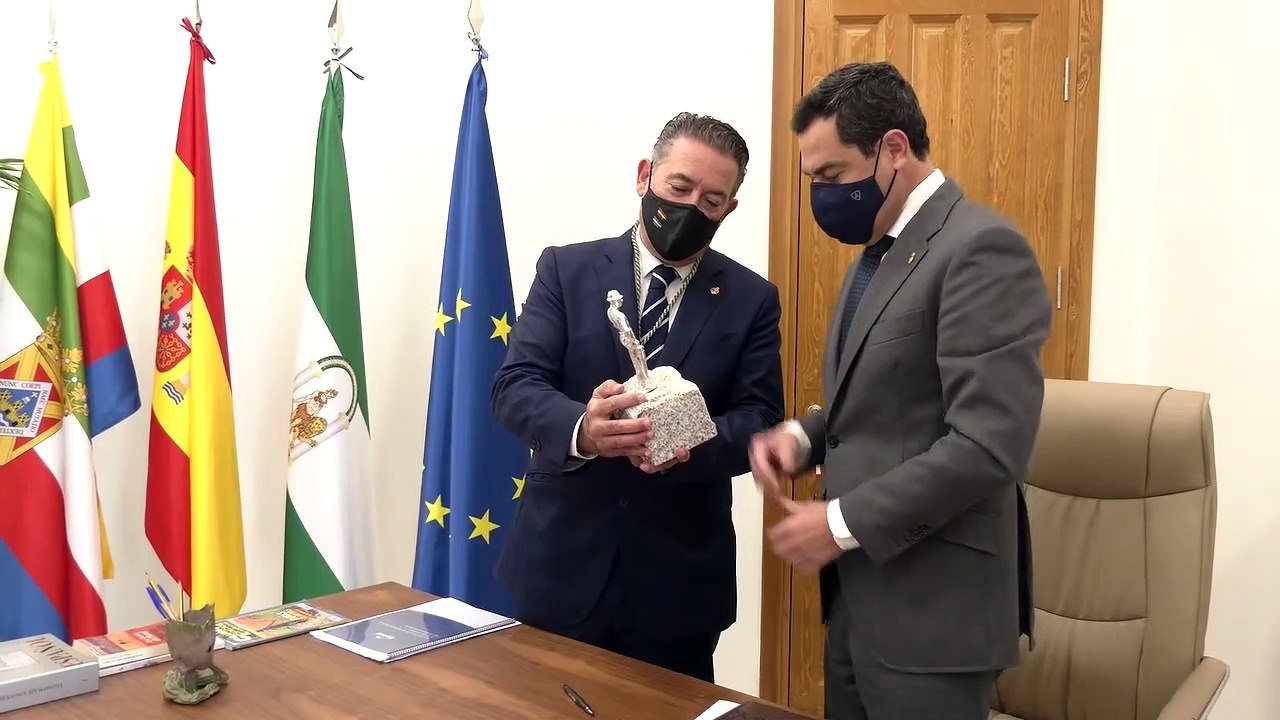 Moreno anuncia un plan para "poner en el foco" a Linares