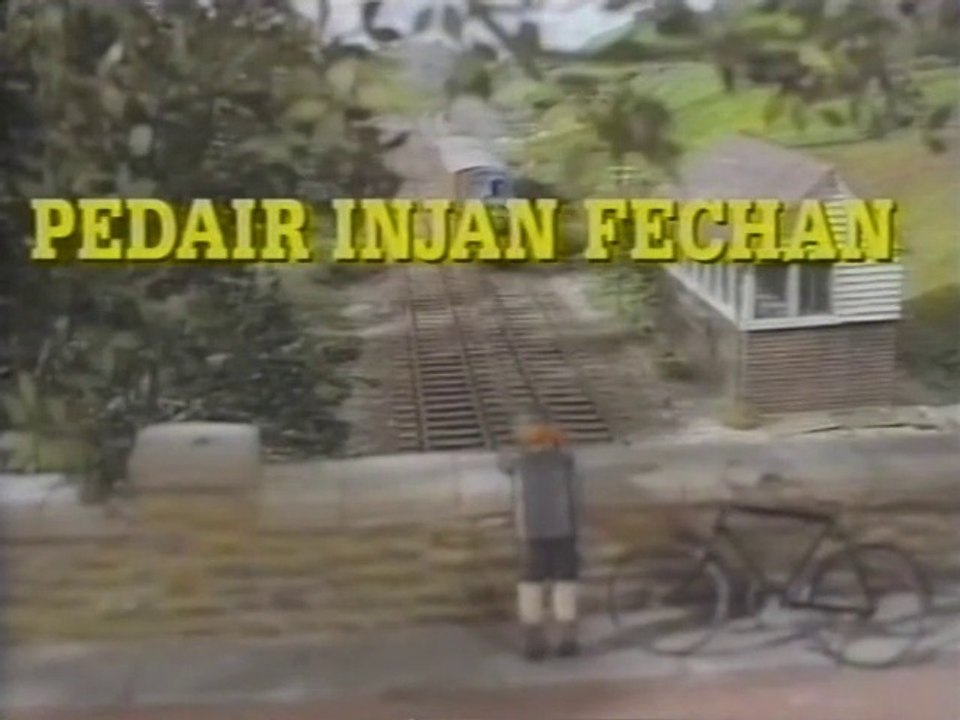 Four Little Engines (Welsh) - Pedair Injan Fechan