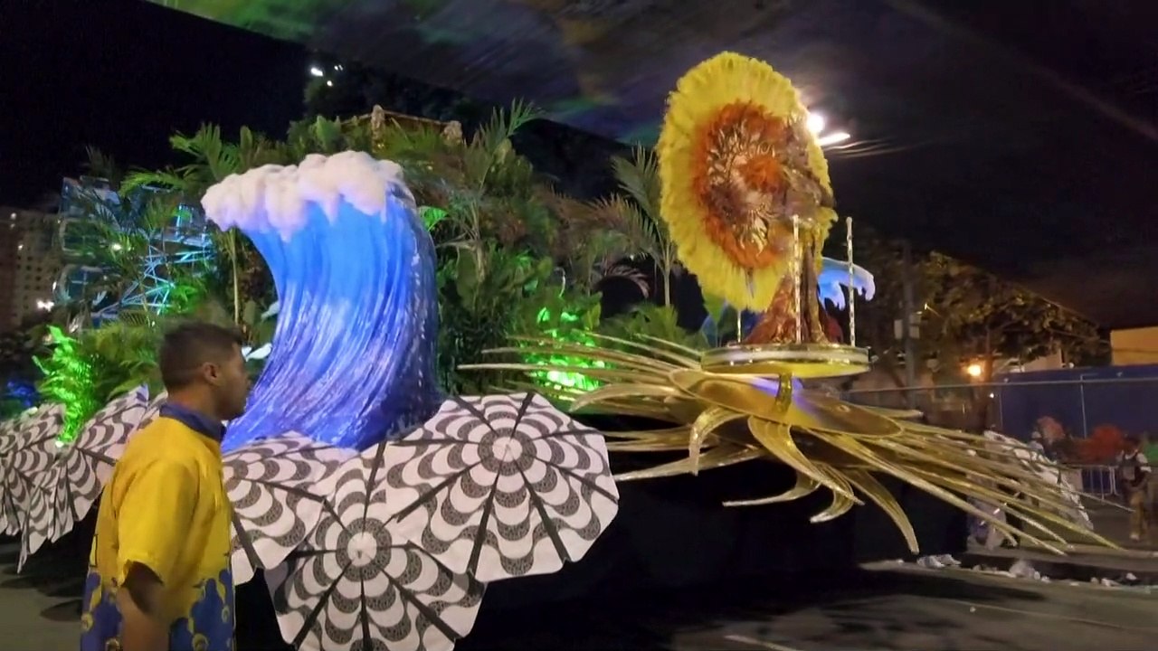 Carnaval do Rio oficialmente cancelado
