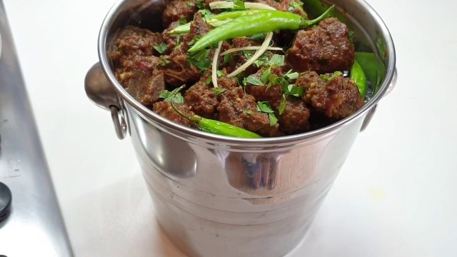 Balti Gosht | Balti Gosht Recipe | بالٹی گوشت