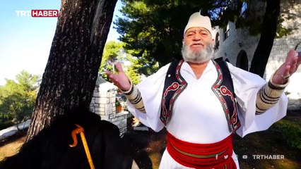 Arnavutluk'tan Cumhurbaşkanı Erdoğan'a şarkılı teşekkür