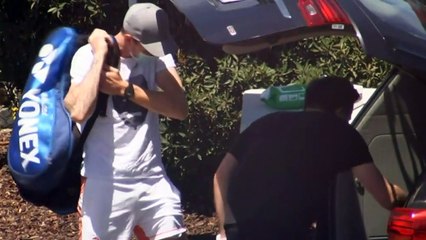 Tennis players continue preparations in hotel quarantine