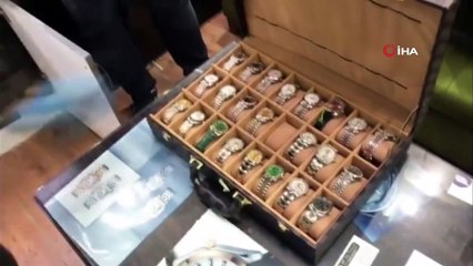 Kapalıçarşı’da kaçak saat operasyonu: 3 milyon TL değerinde saat ele geçirildi