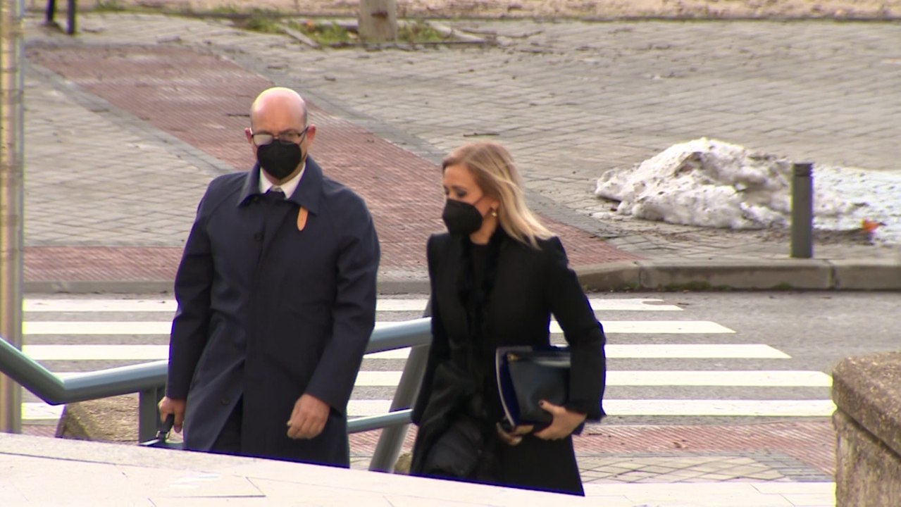 Cristina Cifuentes asegura que no tiene copia del TFM