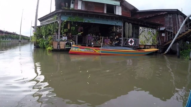 Long Tail Boat with a Large Diesel Engine