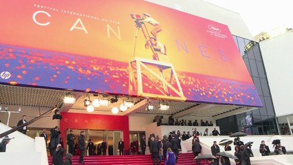 Covid-19 cancela ou adia Cultura