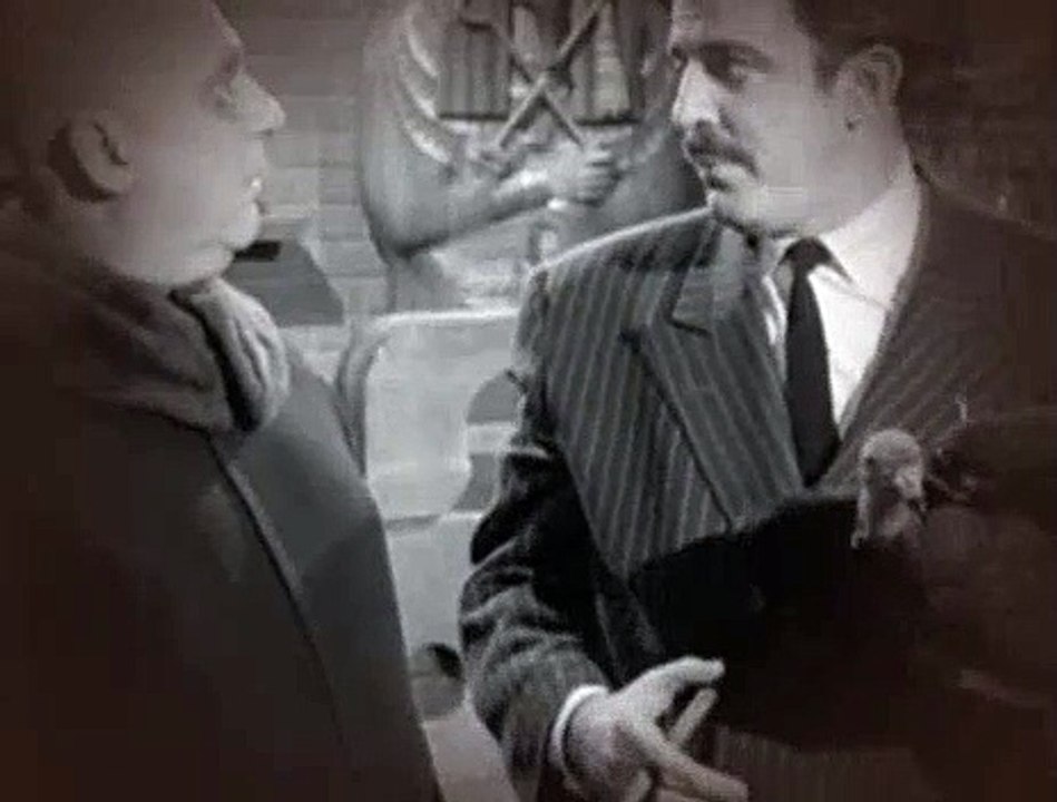 Addams Family S02E23 Morticia the Decorator