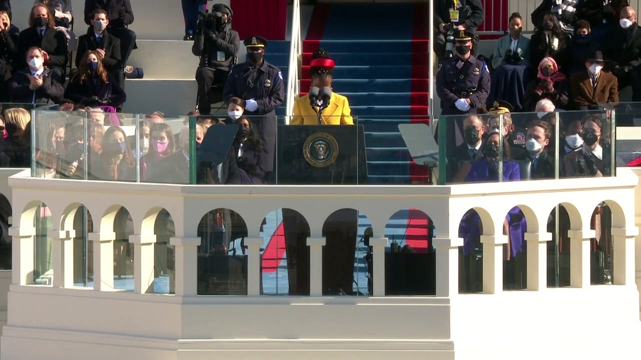 US-Dichterin Amanda Gorman stürmt an Spitze von Amazon-Bestsellerliste