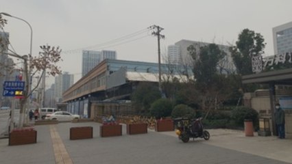 China lucha por frenar al virus un año después del histórico cierre de Wuhan