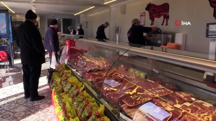 Kavurma ile marka olan Halk Et, hayvansal atıklardan sokak hayvanlarına mama üretecek