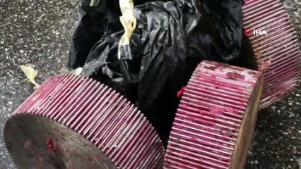 Yolcu kılığındaki kuryelerin midelerinden 871 gram uyuşturucu çıktı