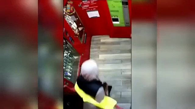 Torino - Tenta furto a distributori automatici arrestato 19enne egiziano (22.01.21)