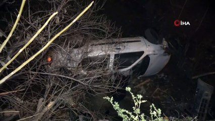 Kontrolünü kaybeden araç apartman bahçesine uçtu