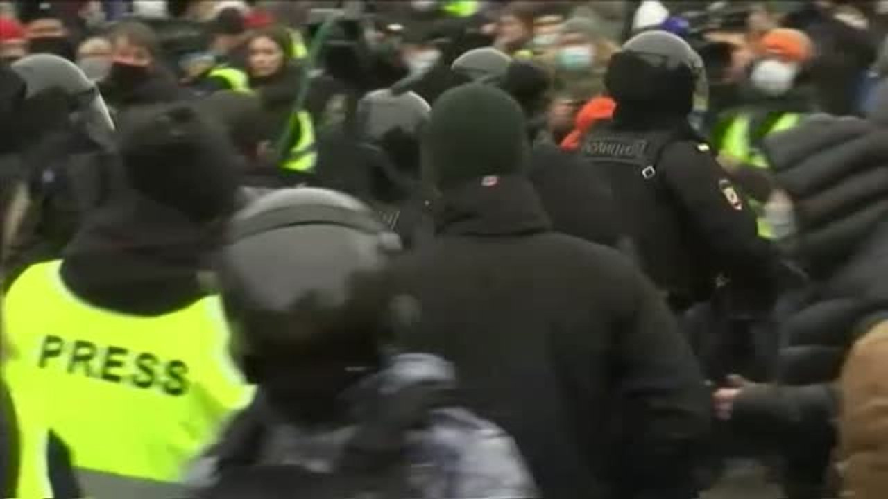 Decenas de detenidos en las protestas organizadas en Rusia contra la detención de Navalny