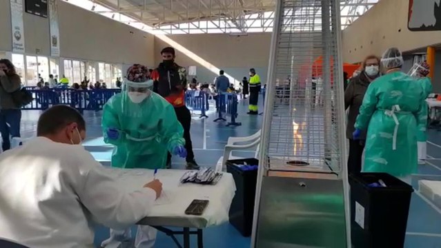 El cribado de Sant Antoni registra en las primeras horas nueve positivos