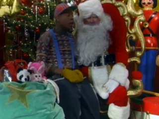 Martin S01E15 I Saw Gina Kissing Santa Claus