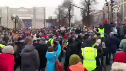 Polis, Rusya'da Navalny protestosuna müdahale etti