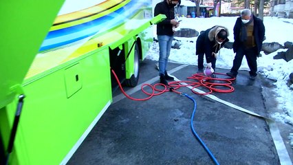 코로나19로 사라진 '마을 잔치'?...진화하는 '천사의 손길' / YTN