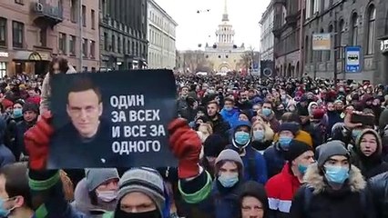 Milhares de detidos em atos pró-Navalny
