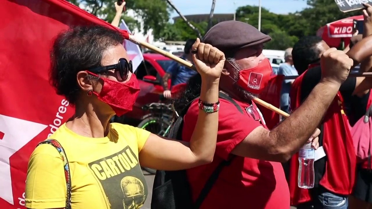Carreatas em protesto contra Bolsonaro