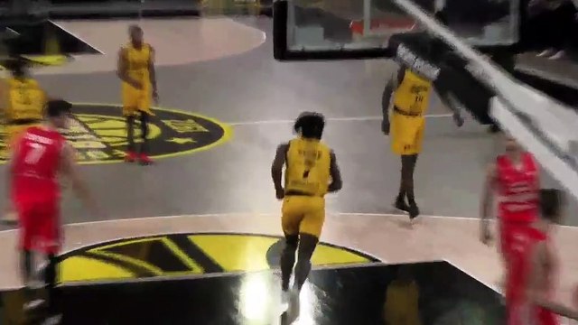 Image maritima : les deux paniers de Kaba et Degré pour Fos Provence Basket