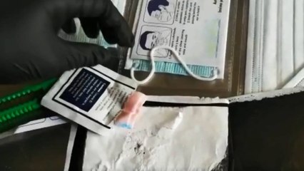 Hallan cocaína camuflada en termómetros y tapabocas en el Aeropuerto El Dorado