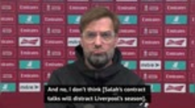 Salah contract talk won't distract Liverpool's season - Klopp