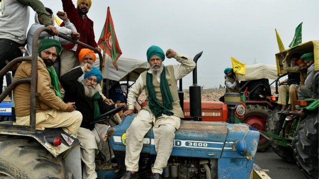 Police asks route map of Tractor Parade, farmers to respond
