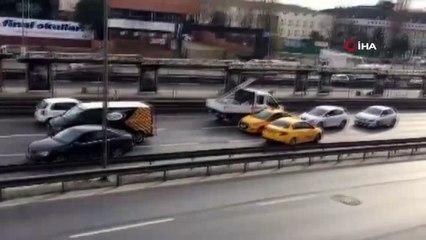 Kısıtlama gününde E-5 karayolunda bu kadarına pes dedirten görüntüler