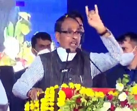 CM शिवराज की प्रशासन को दो टूक, माफियाओं पर कार्रवाई रोकी तो भगवान शंकर की तरह तीसरा नेत्र खुल जाएगा