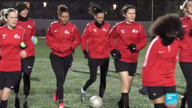 Football féminin : la professionnalisation des footballeuses tarde à venir