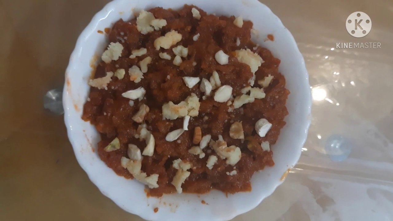 Gajar  halwa Garima's recipe || Carrot Halwa recipe  || how to make traditional gajar halwa recipe