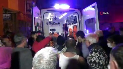 İzmir'de yangın: 1'i ağır, 2 yaralı