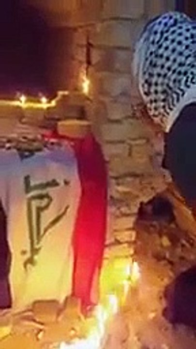 اب الشهيد يكله اشرب جگاير بعد ماحاچيك_ أب الشه...