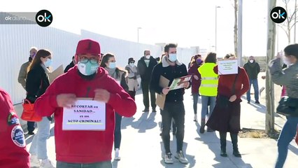 Ni un liberado sindical sanitario ha pedido volver al trabajo para vacunar contra el Covid en Madrid