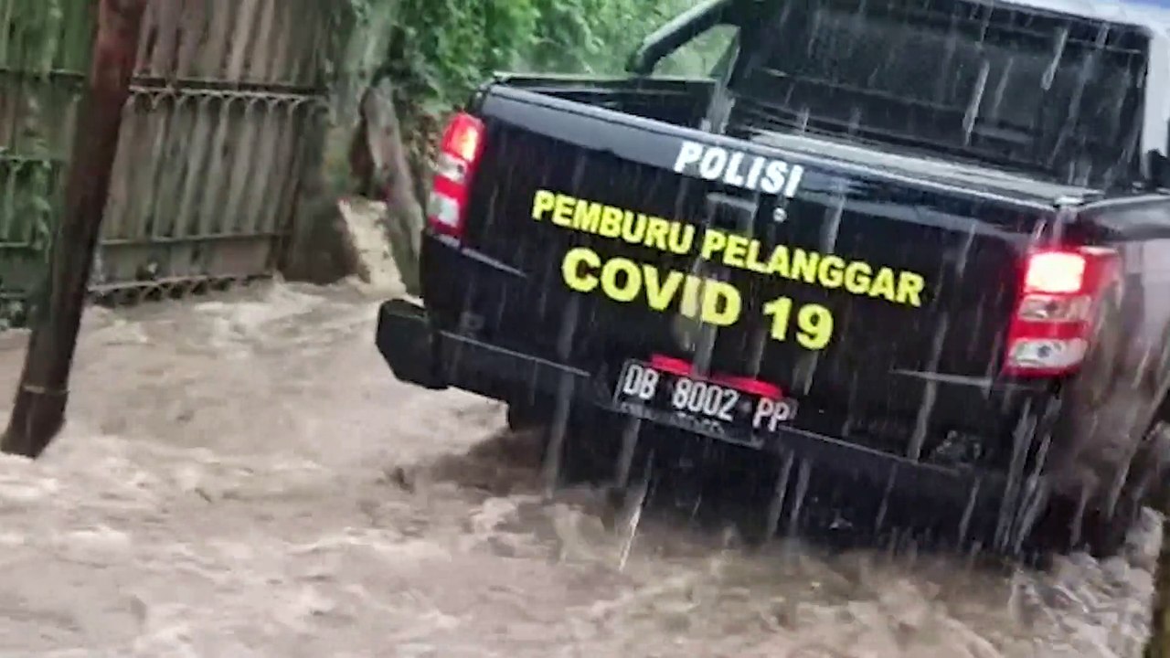 BANJIR DAN TANAH LONGSOR  HEBAT DI MANADO DAN TOMOHON