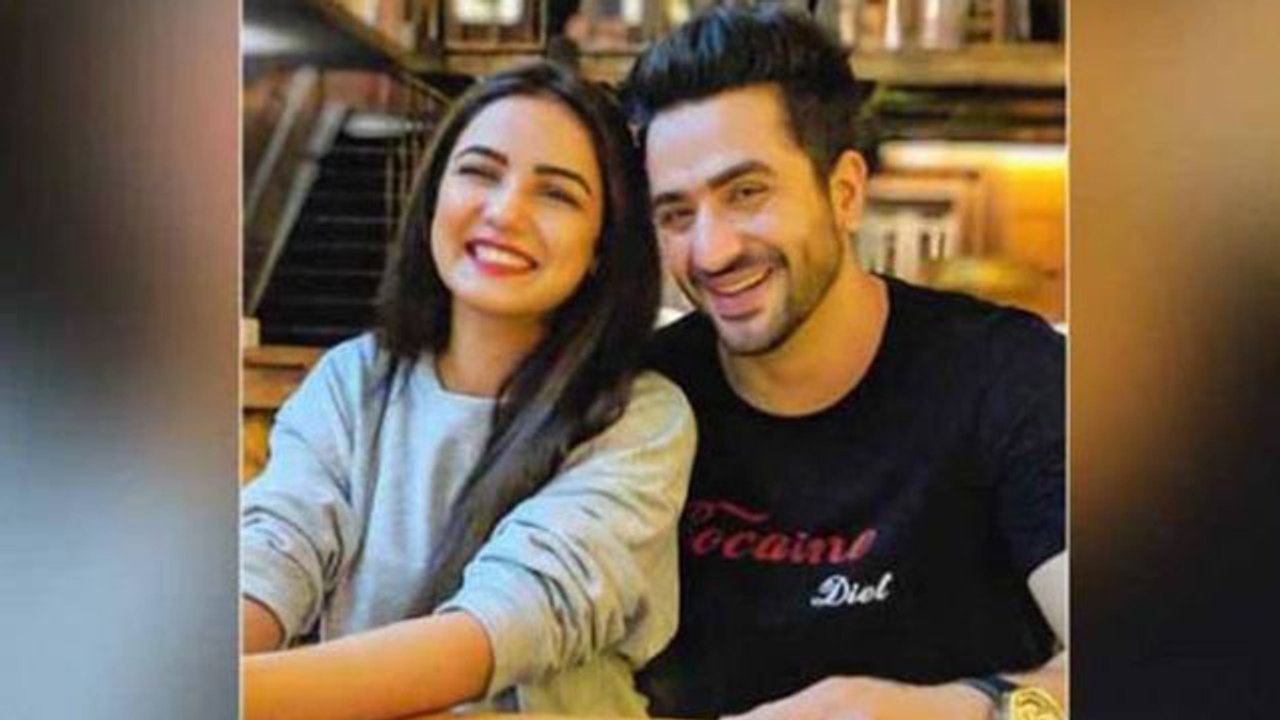 Bigg Boss 14: Jasmin fans को Aly के nominate होने से नाराज़गी, जमकर वोट करने की गुजारिश | FilmiBeat