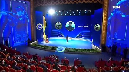 كلمة الرائد صلاح الحسيني الذي فقد ذراعه لانقاذ طفلة خلال احتفال عيد الشرطة أمام الرئيس السيسي