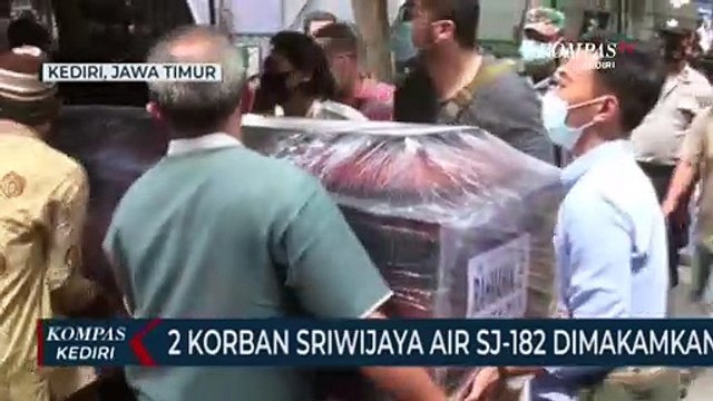 Pemakaman Jenazah Ibu dan Anak Korban Sriwijaya Air SJ-182